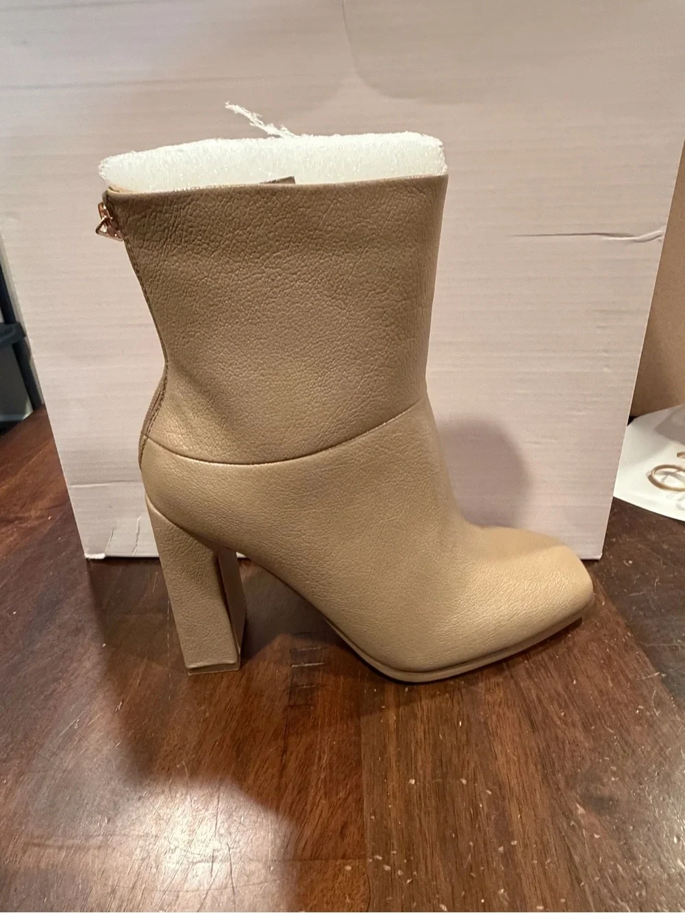 JustFab Women’s inesa heeled Ankle Booties ginger PU Leather size 6.5 M US